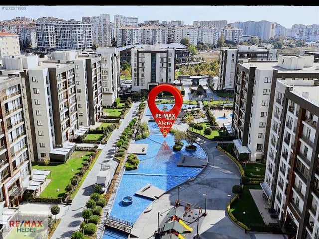 REMAX AKIN SEYHAN DAN KALE KENT 1. ETAPTA PRESTİJLİ, EŞYALI 1+1