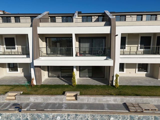KADINLAR DENİZİNDE DENİZ MANZARALI SATILIK DAİRE
