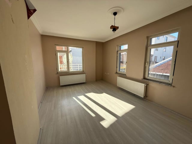 100. MAH. 2+1 KİRALIK DAİRE