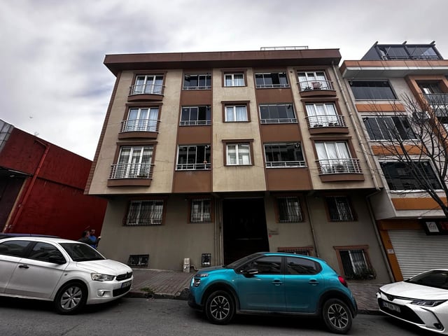 REMAX'TAN GÜNEŞLI MEYDANA YAKIN SATILIK 1+1 KREDIYE UYGUN DAIRE