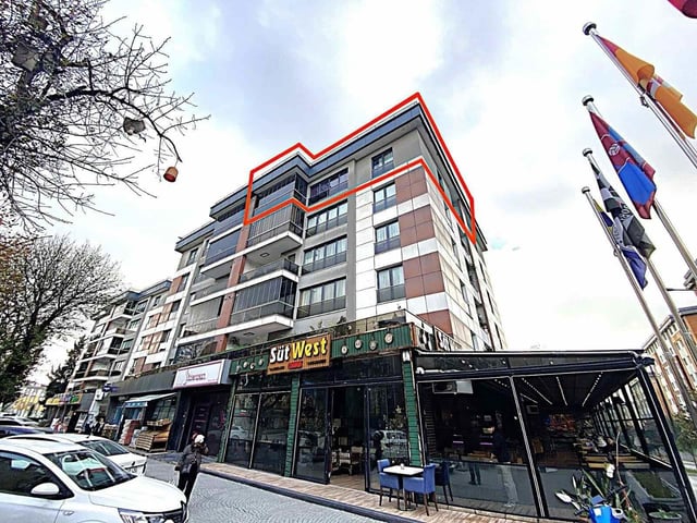 REMAX ASHILL BAHÇELIEVLER YENIBOSNA MERKEZ SATILIK ULTRA GENIŞ 4+1 DAIRE