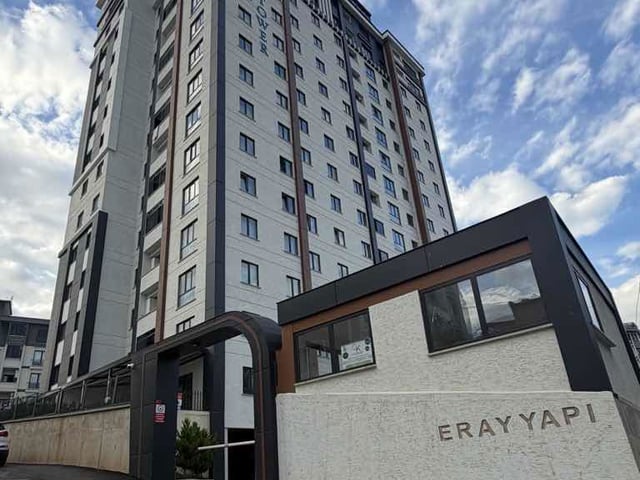 REMAXTAN YAKACIKTA DENİZ - ORMAN MANZARALI EBEVEYN BANYOLU 3+1