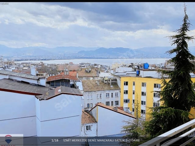 İZMİT MERKEZDE DENİZ MANZARALI SATILIK 2+1 DAİRE