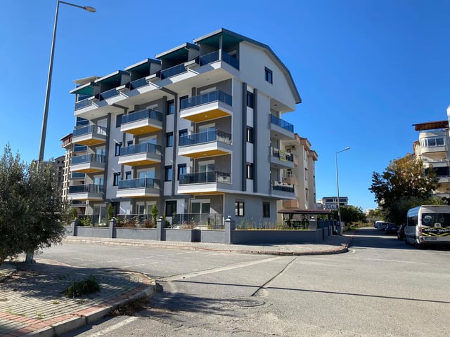 KÖŞE PARSELDE SIFIR BINADA GENIŞ 3+1 DUBLEKS DAIRE
