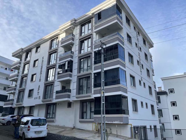 19 MAYIS BULVARININ ÜZERİNDE KİRALIK 1+1 DAİRE