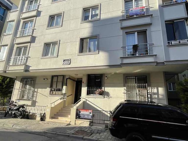ÇEKMEKÖY HAMIDIYE MAHALLESI’NDE KIRALIK 2 + 1 BOŞ DAIRE