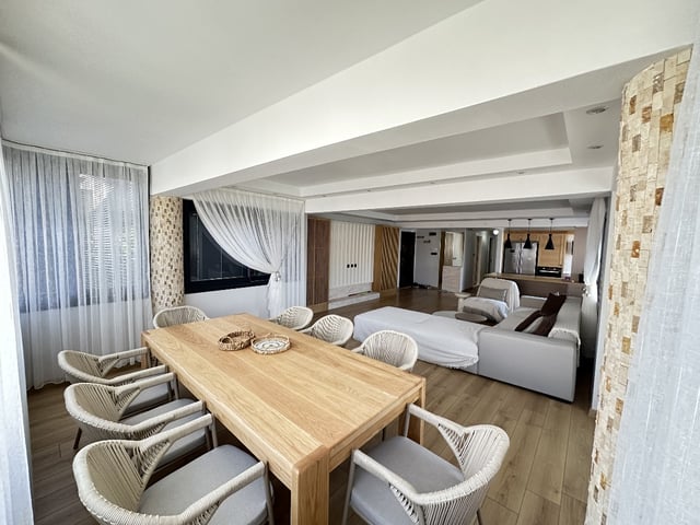 ÇEŞME'DE  YENİ NESİL TARZI İLE 3+1 SATILIK LÜKS DAİRE