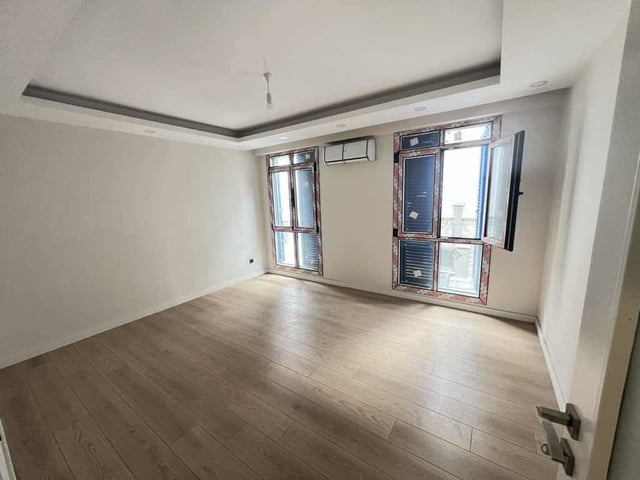 BÜYÜKÇEKMECE DE LİMAN MANZARALI SATILIK SIFIR 2+1 DAİRE