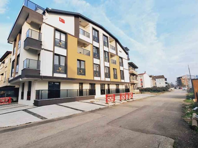 TRAMVAY ÖNÜNDE / STADYUMA YÜRÜME MESAFESİNDE 2+1 SATILIK DAİRE