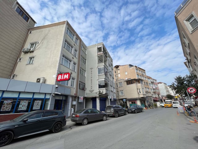 YEDİKULE MERKEZDE 2+1 FIRSAT DAİRE