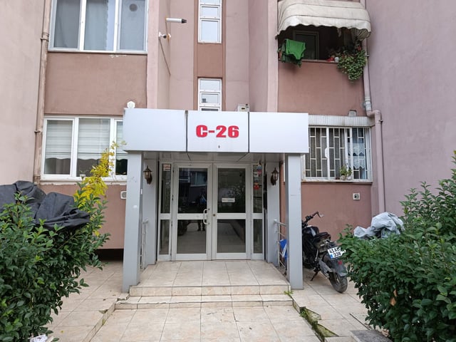 KOCAELİ-İZMİT YAHYAKAPTAN C 26DA ARA KAT KİRALIK DAİRE
