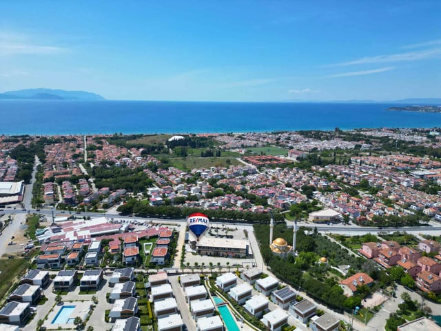 KUŞADASI KARAOVA ADA PARK AVM’DE SATILIK | 3+1 | MESKEN & TICARI KULLANIMA UYGUN