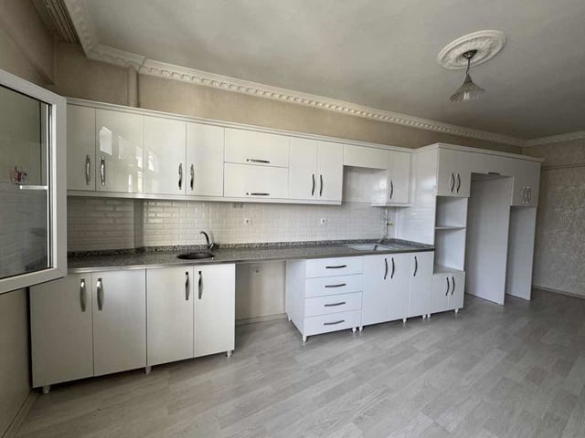 REMAX DOĞUDAN KUVAY-I MİLLİYEDE 1+1 SATILIK SIFIR DAİRE