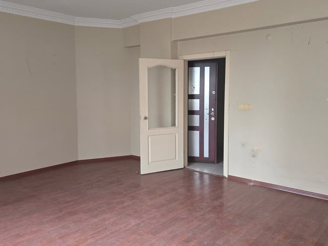 ÜMRANİYE DE KAÇIRILMAZ FIRSAT 3+1 125M² SATILIK DAİRE