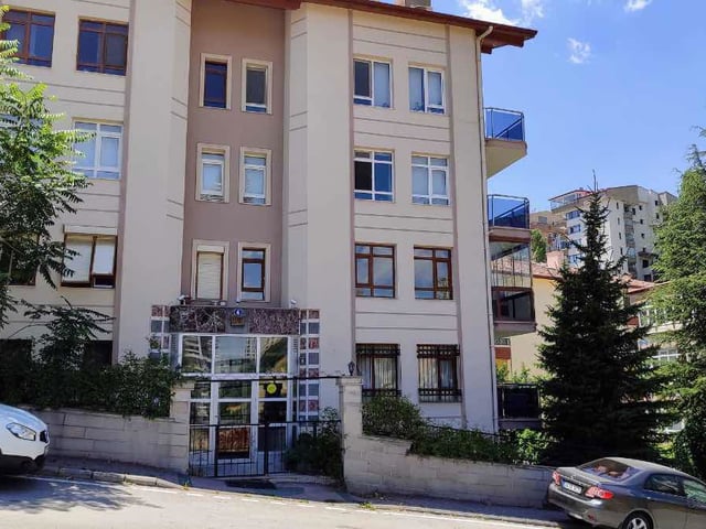 BİRLİK MAHALLESİNDE ARA KATTA MANZARALI SATILIK 3+1 DAİRE