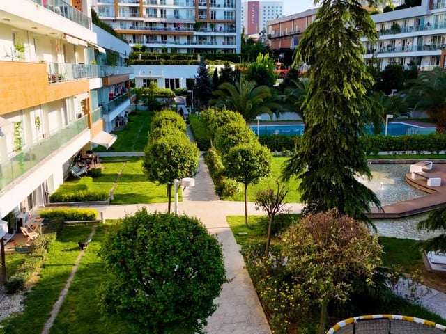 LOUNGE 2 SITESINDE REMAX'TAN SATILIK BOŞ 3+1 KAPALI MUTFAK DAIRE