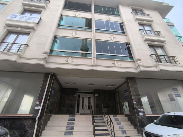 BÜYÜKÇEKMECE CELALIYE MAH  FIRSAT SATILIK 2+1 DARE