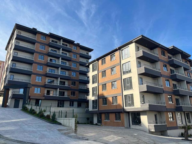 HER TÜRLÜ ÖDEME KOLAYLIĞI! GÜLPARK 5 EVLERİNDE SATILIK 1+1 DAİRE