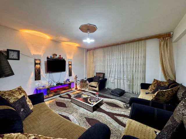 ARGINCIK MAH. IHLAMUR CADDESİ VE TOPTANCILARA YAKIN ACİL SATILIK 3+1 DAİRE