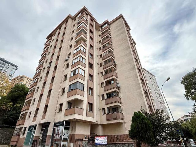 SAHRAYI CEDİTTE OTURUMA HAZIR BOŞ 3+1 SATILIK DAİRE