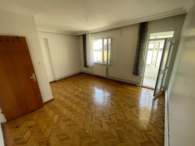 GAYRETTEPENIN KALBINDE 130 M² NET 3+1 DUBLEKS