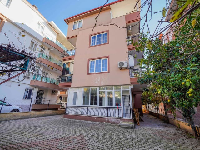 FABRİKALAR MAHALLESİ’NDE KİRALIK 2+1 DAİRE – MERKEZİ KONUMDA