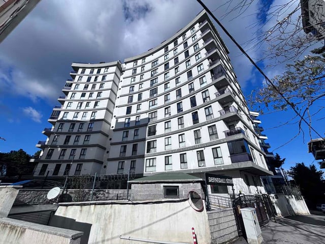 DEFNEDALI SİTESİ GÜVENLİK HAVUZ OTOPARKLI KİRALIK 3+1 DAİRE