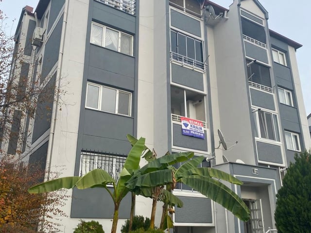 KORUCUK MERKEZ’DE KİRALIK 3+1 (DEPOZİTOSUZ) DAİRE