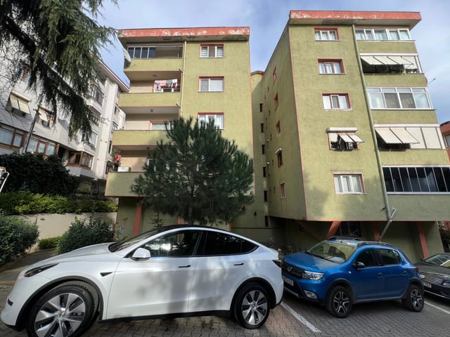 ACIBADEM ALSANCAK SITESI’NDE CADDEYE YAKIN 3+1 KIRALIK DAIRE - HESNA YILMAZ