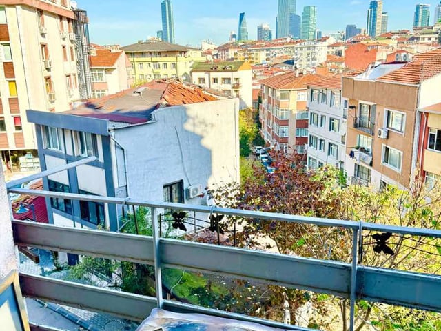 İSTANBUL ŞIŞLI MECIDIYEKÖY'DE MERKEZI KONUMDA 3+1 SATILIK