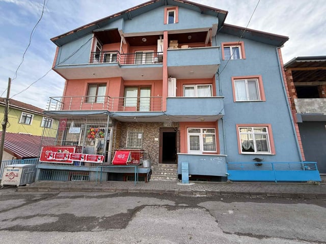 REMAX DREAMDEN GÜLTEPE FATİH MH.DE KİRALIK 2+1 DAİRE