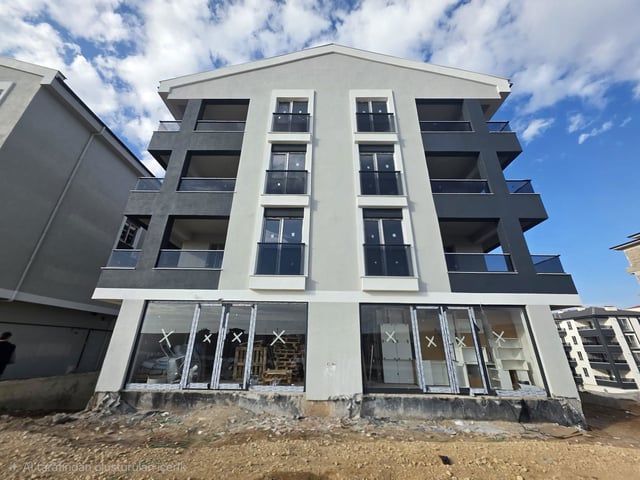 GÖLBAŞI ÖRENCİK’TE CADDE ÜZERİNDE, LÜKS SIFIR SATILIK 2+1 DAİRE