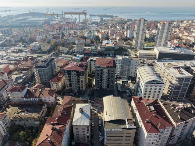 PENDİK ÇAMÇEŞME’DE GENİŞ FERAH VE KULLANIŞLI 4+2 SATILIK DAİRE