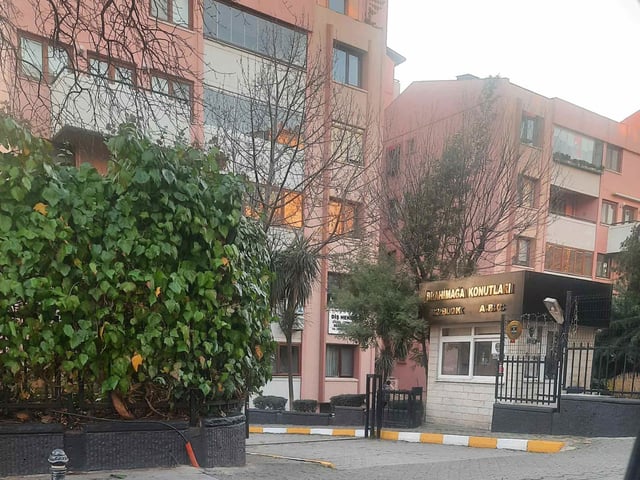 ASLI SAYAR'DAN SATILIK 1+1 İŞBANKASI KONUTLARI ACIBADEM !!GÜVENLİ YATIRIM..