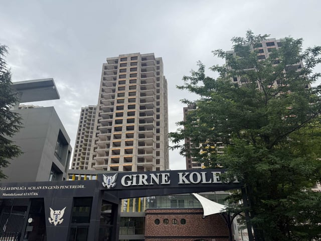 ADRES ANKARA 9. KAT C5 BLOK GÜNEY BATI CEPHE METRO YAKINI SATILIK 4+1 DAİRE