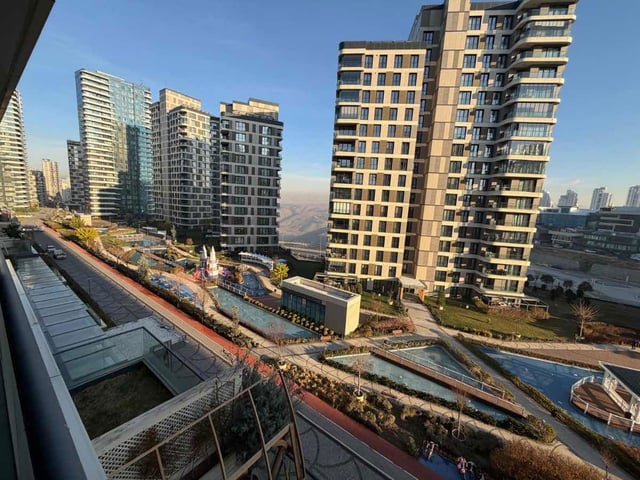 BAŞKENT EMLAK KONUTLARINDA 3,5+1 KİRALIK KÖŞE DAİRE