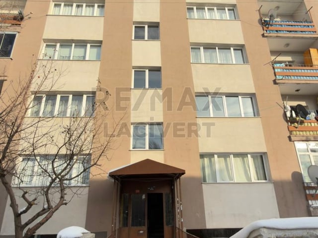 RE/MAX LACİVERT'TEN YUNUSEMRENİN GİRİŞİN'DE SATILIK 3+1 DAİRE
