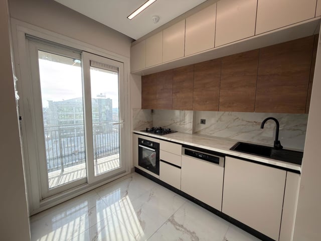 SİTE İÇERİSİNDE AKILLI EV SİSTEMLİ LÜKS 2+1 DAİRE