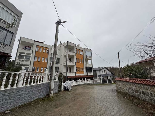 REMAX SOFT’TAN AKÇAKOCA’DA SATILIK FULL EŞYALI DUBLEKS DAİRE