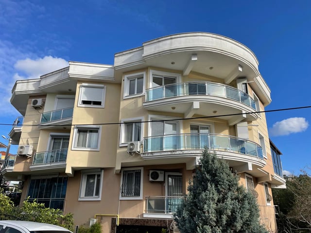 ÇİĞLİ SATILIK 3+1 FERAH VE AYDINLIK DAIRE