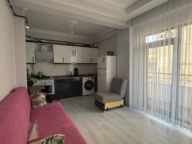 RE/MAX İNCİ'DEN  ALTIEYLÜL DİNKÇİLER'DE EŞYALI KİRACILI SATILIK 1+1 DAİRE