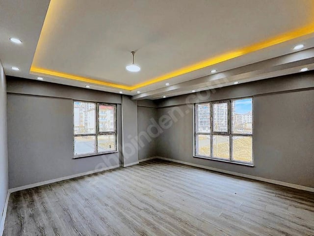 REMAX CENTRALDEN KILAVUZDA SATILIK 3+1