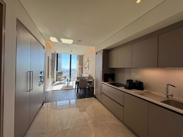 REMAX BURCU CAPIK EMAAR SQUARE ADDRESS OTEL 1+1 EŞYALI KIRALIK