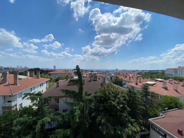 REMAX MASA KOŞUYOLU PETEK SİTESİNDE SATILIK 3+1 110M2 DAİRE