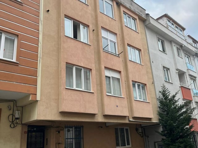 RE/MAX PROF BURAK KARABULUT'TAN EMEK MH'NDE KİRALIK 3+1 DAİRE