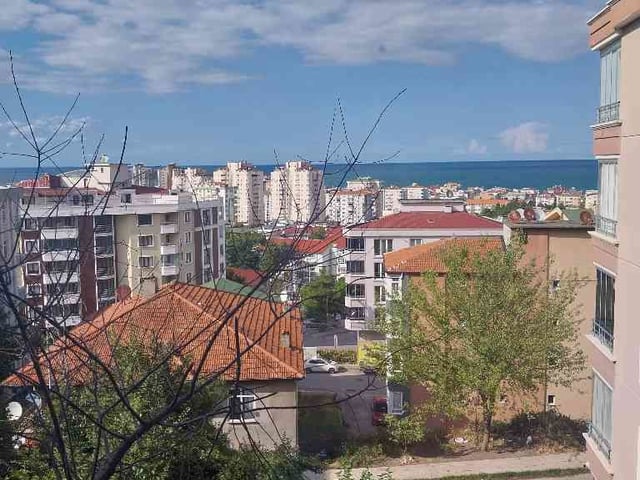 REMAXPARLADAN ESENEVLERDE KİRALİK 2+1 ESYALİ