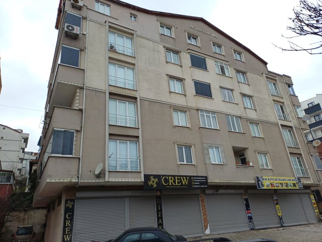 FIYAT DÜŞTÜ !!! ÇAYIROVA'DA MERKEZİ KONUMDA SATILIK 5+1 DUBLEKS DAİRE