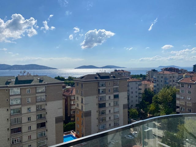 KARTAL KORDONBOYU HAVUZ ADA DENİZ MANZARA 3+1 SATILIK DAİRE
