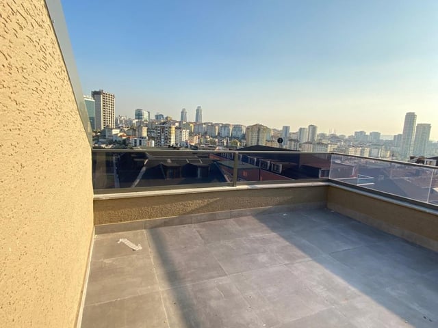 MALTEPE İDEALTEPE'DE TERASLI BALKONLU 3+2 DUBLEKS KİRALIK DAİRE