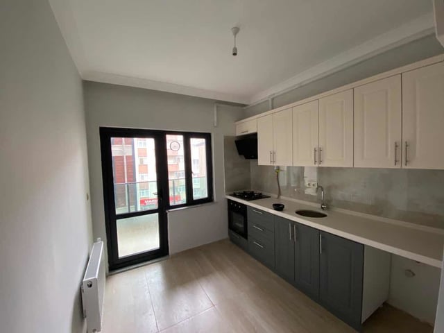 BİGA / İSTİKLAL CADDESİ ÜZERİ KÖŞDERE KONUTLARI SIFIR 2+1 KİRALIK DAİRE